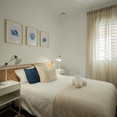 Estudios Y El Antiguo Balneario Ha Apartment Cadiz